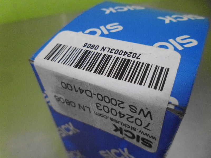 SICK WS2000-D4100 7024003 PHOTOELECTRIC SENSOR  NSFS