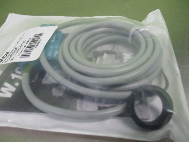 SICK WL1000-S132 PHOTOELECTRIC BEAM SENSOR 7025935  NSMP