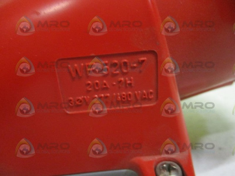 STECK WF520-7 SOCKET CONNECTOR 20A  UNMP