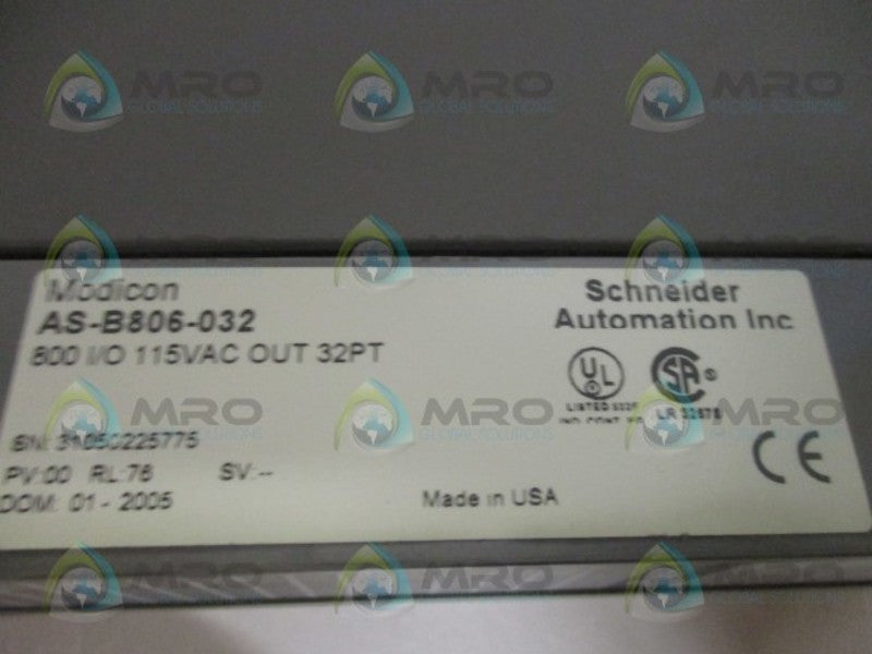 SCHNEIDER AEG MODICON AS-B806-032 OUTPUT MODULE * NEW IN BOX *