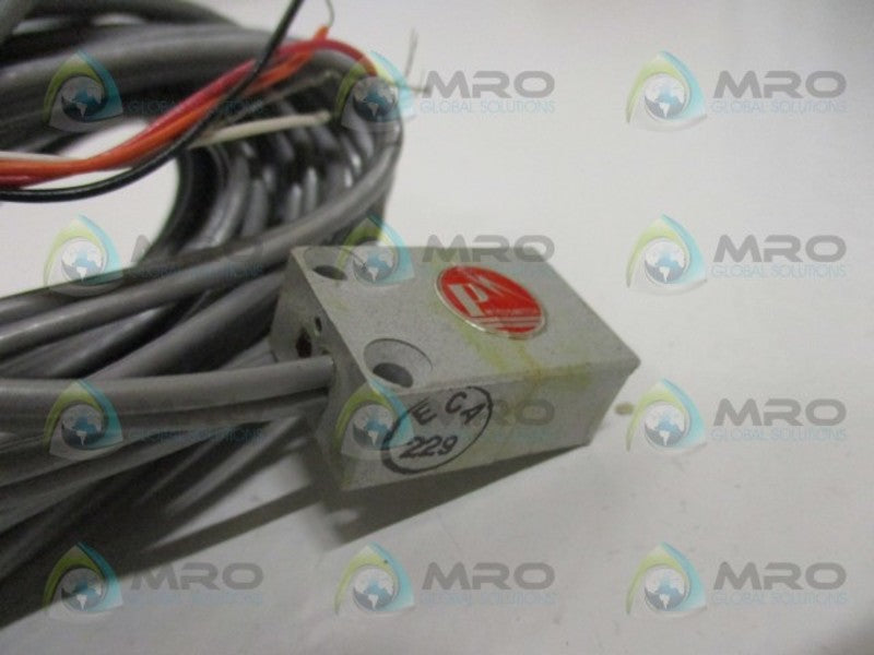 ECA PHOTOSWITCH 42SR2-4001 REFLEX SENSOR  NSMP