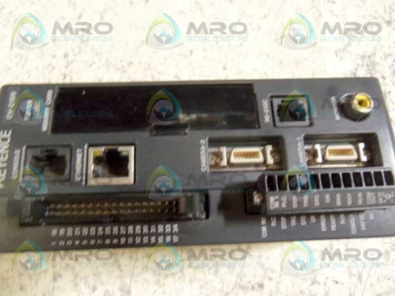 KEYENCE CV-2100 CAMERA CONTROLLER  UNMP