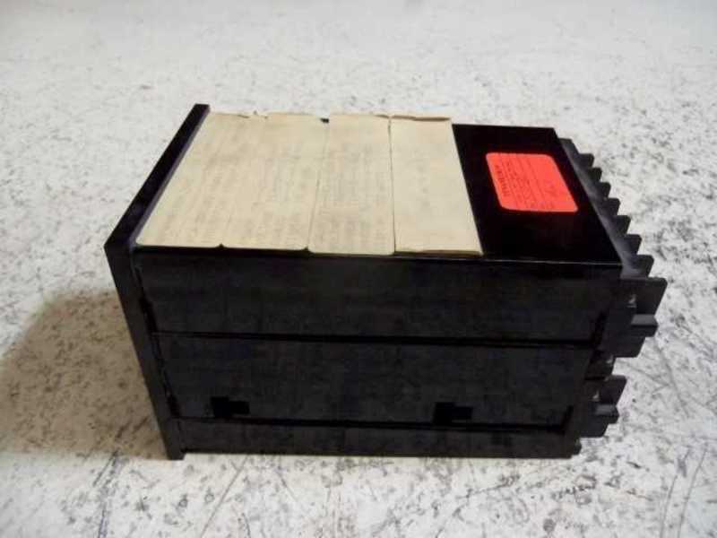 DYNAMETRON YCA 235202-4004-15  UNMP