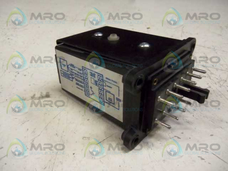 TRI-TRONICS PM8200 PROGRAMMABLE CONTROLLER  UNMP