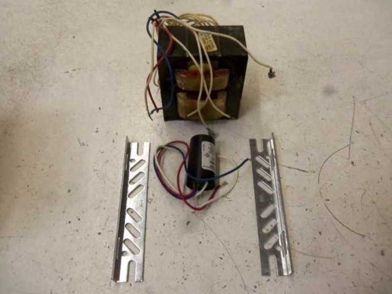 HOWARD INDUSTRIES S0400-71C-211-K BALLAST KIT 1091-910038-301  NSMP
