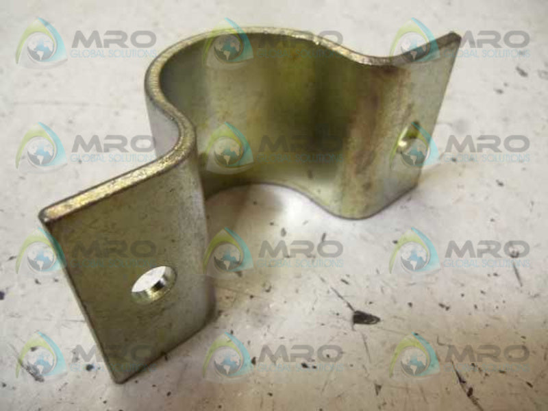 LOT OF 25 UNISTRUT N2558-10 (EG)PIPE CLAMP  NSMP