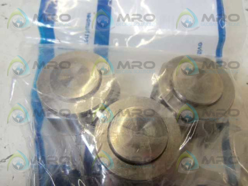 LOT OF 3 SWAGELOK SS-1010-P PLUG NSNP