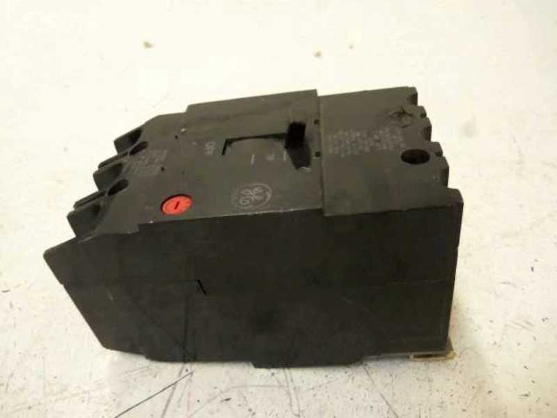 GENERAL ELECTRIC TEYM02 CIRCUIT BREAKER 30A  NSNP