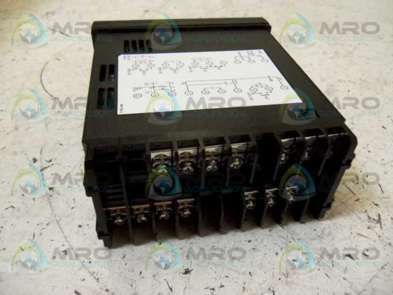 SHINKO JCR-33A-S/M TEMPERATURE CONTROLLER  NSMP