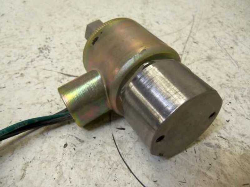 SKINNER VALVE X561B2125  UNMP