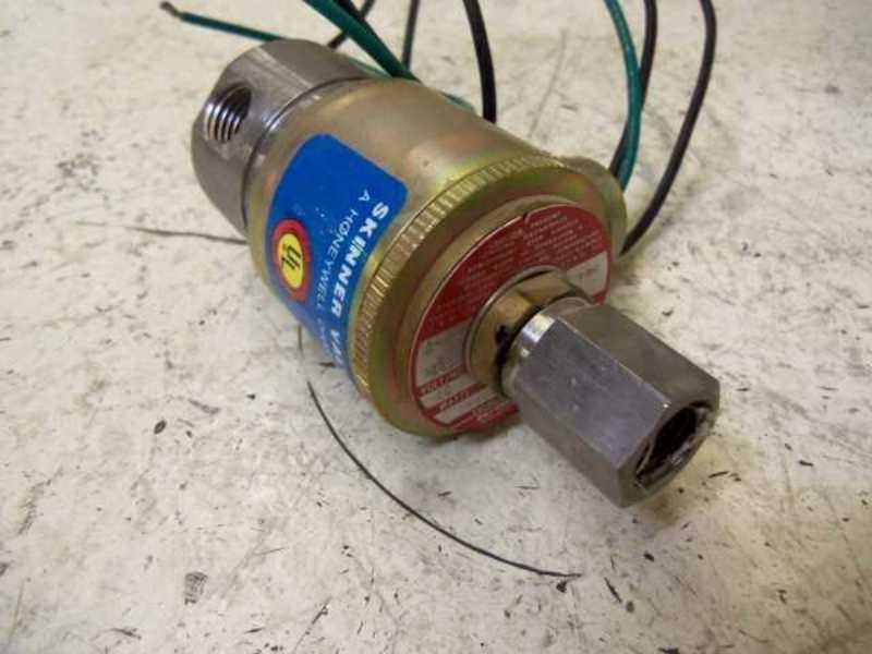 SKINNER VALVE X561B2125  UNMP