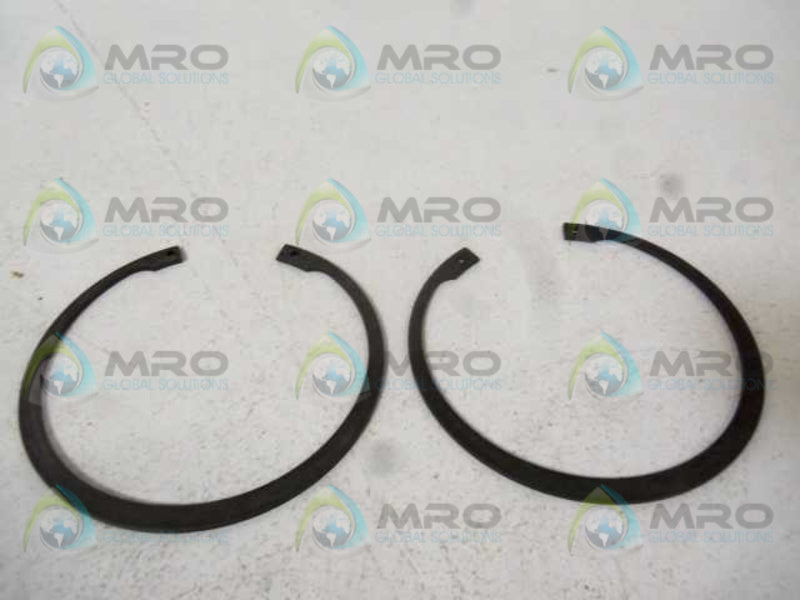 LOT OF 2 R-3000-600 RETAINER RINGS NSNP