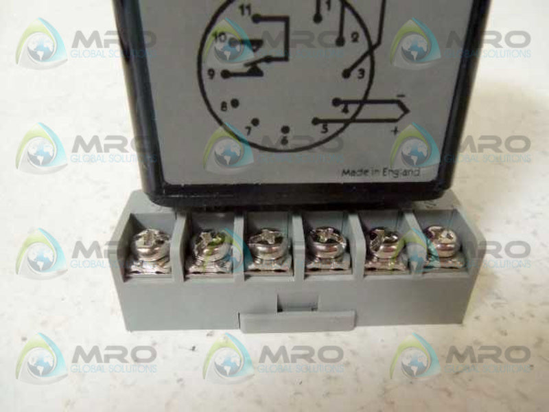 OMEGA 6132H-P-0/600C TEMPERATURE CONTROLLER  UNMP