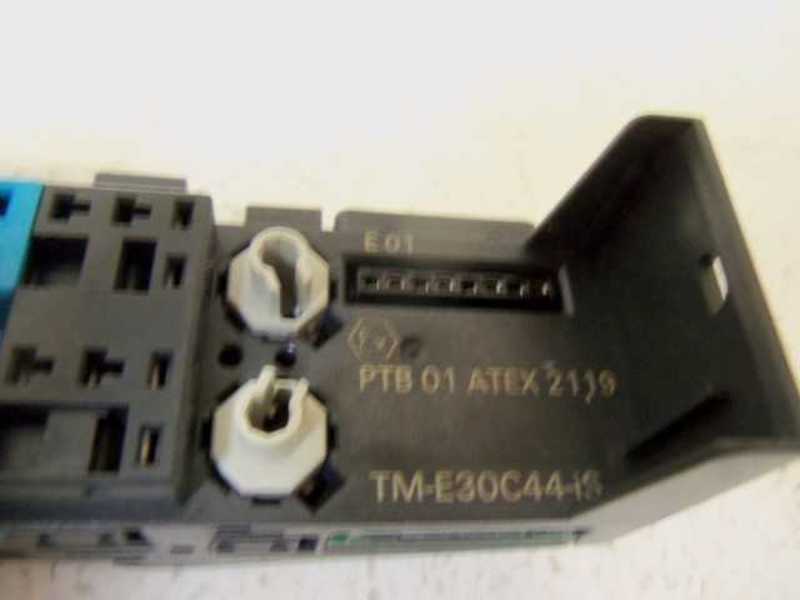 SIEMENS 6ES7 193-5CB10-0AA0 TERMINAL MODULE  UNMP