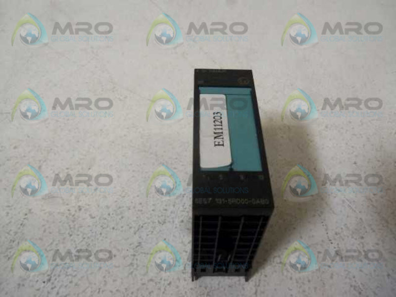 SIEMENS 6ES7 131-5RD00-0AB0 TERMINAL MODULE  UNMP