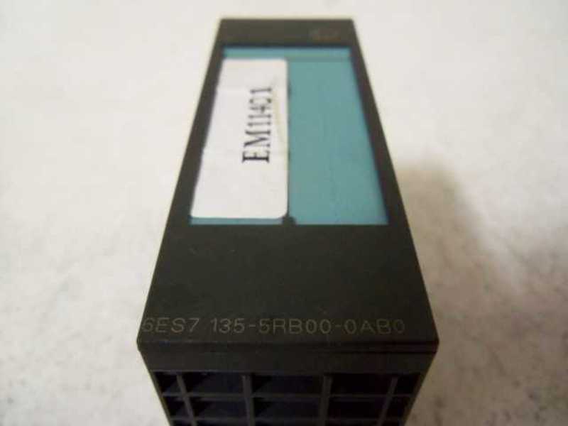 SIEMENS 6ES7 135-5RB00-0AB0 TERMINAL MODULE  UNMP