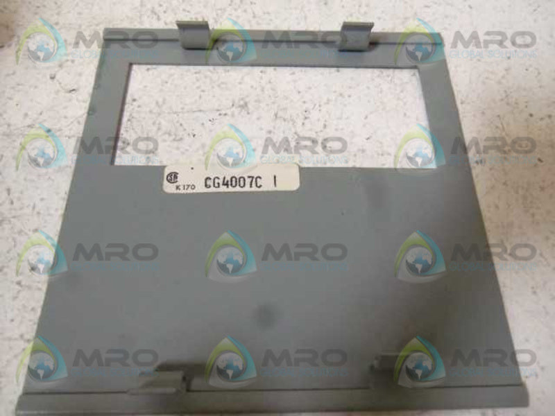 WIREMOLD CG-4007C-1 GANG DEVICE PLATE  NSMP