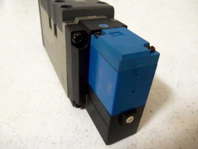 SMC VSS8-6-FIG-D-3EZ-V1 SOLENOID VALVE  NSNP