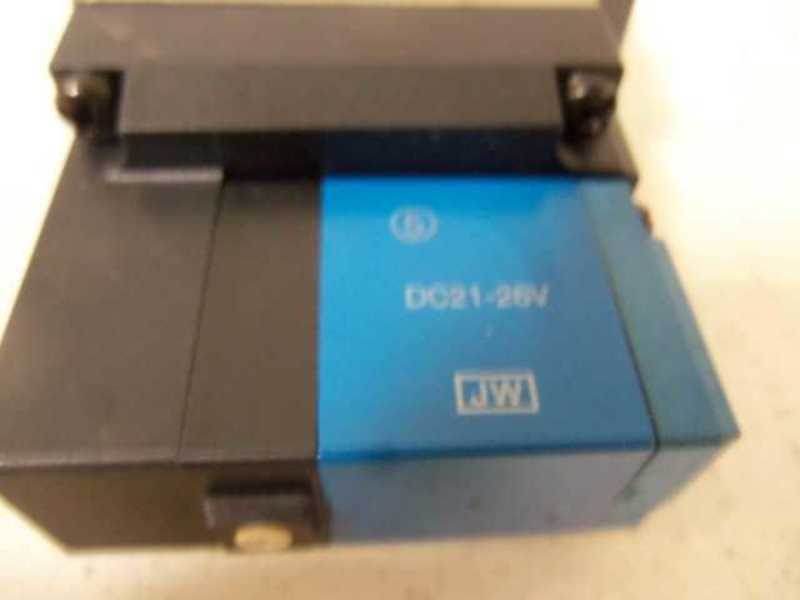 SMC VSS8-6-FIG-D-3EZ-V1 SOLENOID VALVE  NSNP