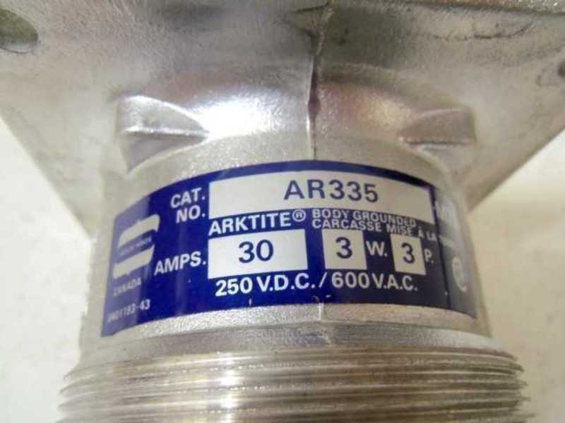 CROUSE-HINDS ARKTITE AR335 RECEPTACLE 30A 3W 3P  NSNP