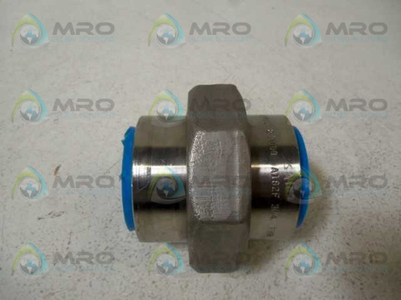 CAMCO 2-3000 A182F 304 FMR  NSNP