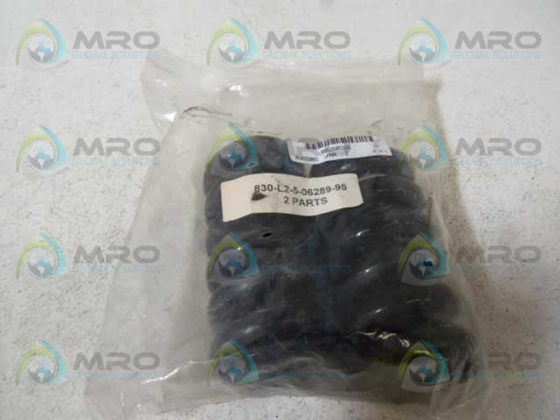 LOT OF 2 830-L2-5-06289-95 SPRING UNMP