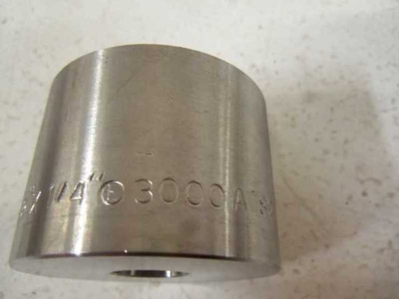1-1/2"x1/4" 3000 A182 F304 X4FZH  NSNP
