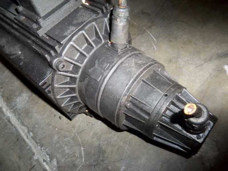 INDRAMAT 112B-2-GD-4-B/130-A-2/I00625/S013 MOTOR  UNMP