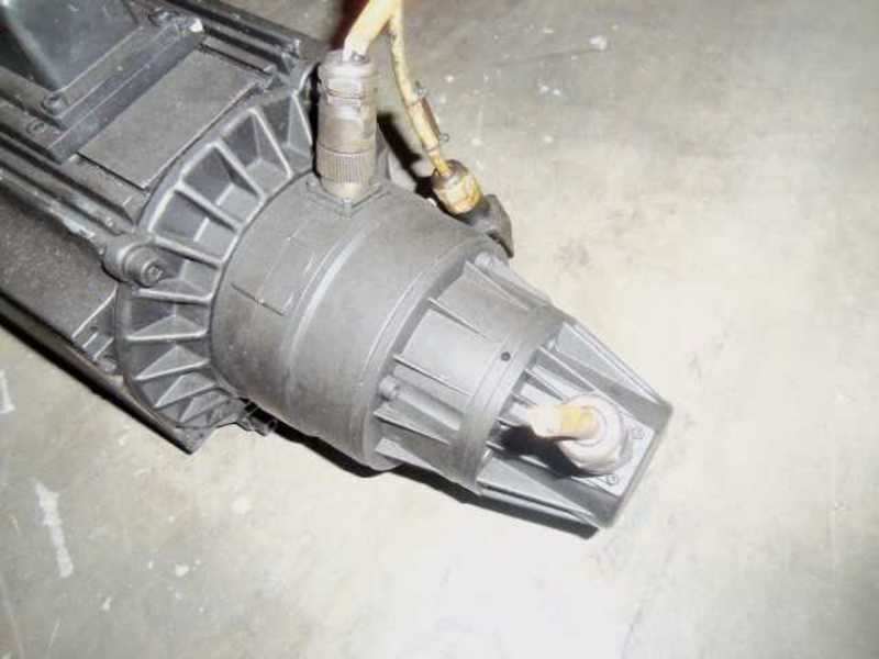 INDRAMAT MAC112B-2-GD-4-C/130-A-2/WI524LV PERMANENT MAGNET MOTOR  UNMP
