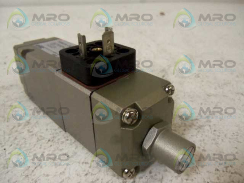 SMC NVS4114-0010DP SOLENOID VALVE  NSNP