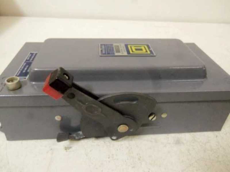 SQUARE D FAE-32015 NA ENCLOSED CIRCUIT BREAKER  UNMP