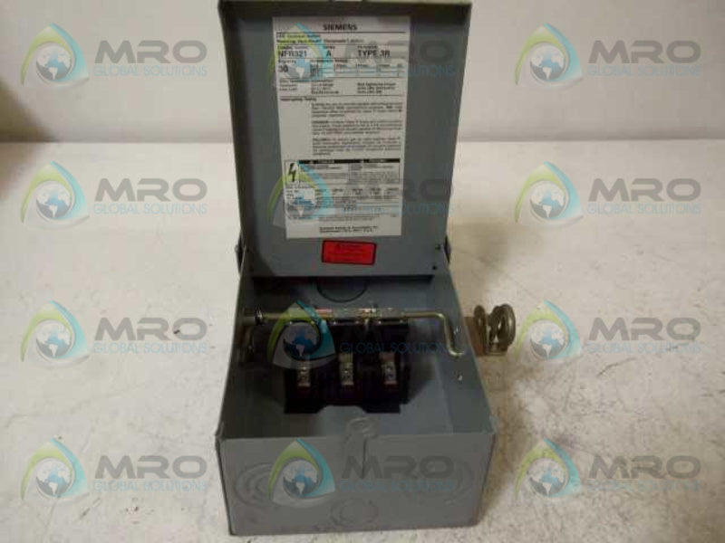 SIEMENS NFR321 ENCLOSED SAFETY SWITCH 30A  UNMP