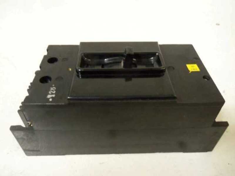 GENERAL ELECTRIC TF136C5030 CIRCUIT BREAKER 30A  UNMP