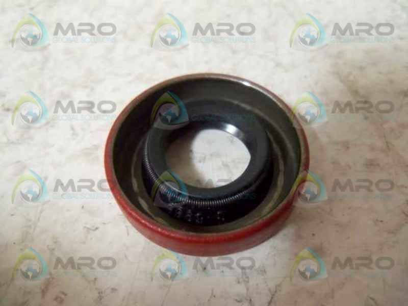LOT OF 5 NATIONAL 471281 OIL SEAL NSMP