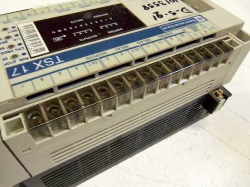 TELEMECANIQUE TSX1712028E BRICK CONTROLLER  UNMP
