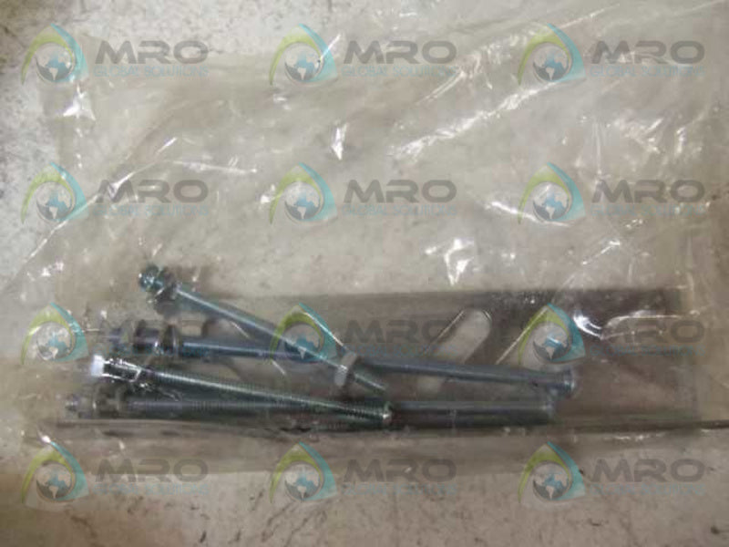 SYLVANIA LU100/TRI-KIT 47308  NSMP