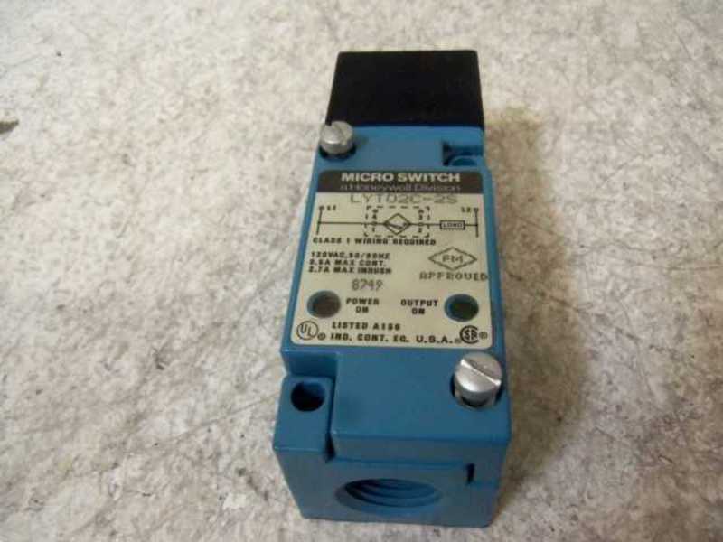 MICRO SWITCH LYT02C-2S NSMP