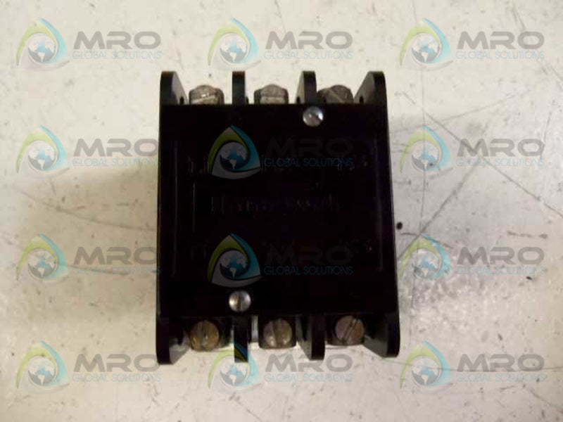 HONEYWELL R4212 G1331 3-POLE CONTACTOR  UNMP