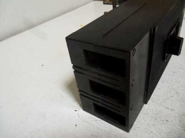ITT ET 8192 CIRCUIT BREAKER 800A (AS PICTURED)  UNMP