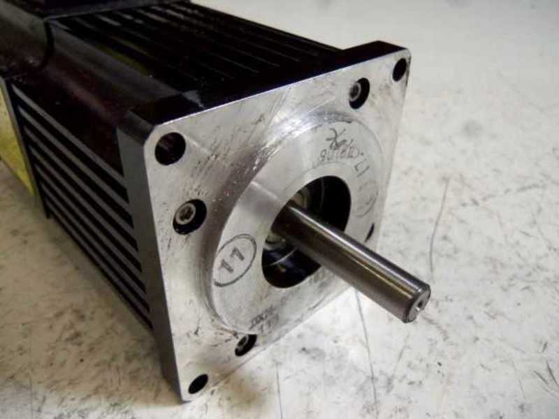 CONTROL TECHNIQUES DXM-202 MOTOR 960072-01 REV. A3 3000 RPM  UNMP
