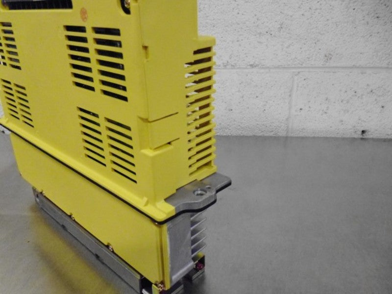 FANUC A06B-6089-H104 SERVO AMPLIFIER UNIT  NSNP