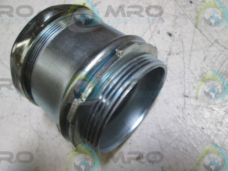 LOT OF 4 EGS 7300US CONDUIT CONNECTORS  NSMP