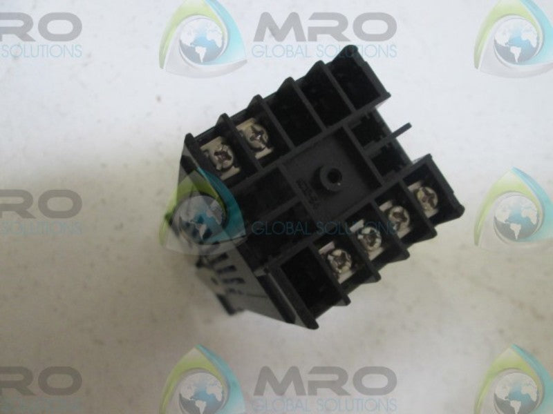 SYSCON S100FJA8-MNNZK-852410004202 TEMP CONTROL  UNMP