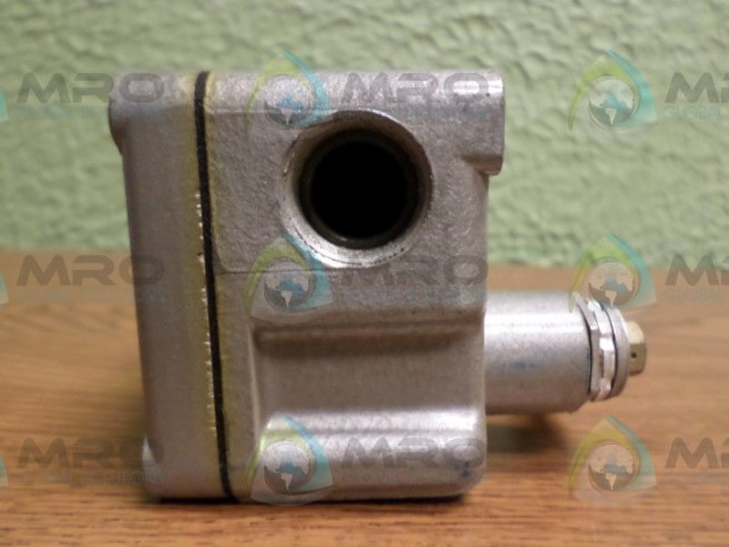 MICROSWITCH OPD-AR SPLASH PROOF SWITCH (GREY)  NSNP