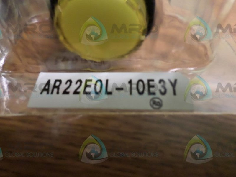 LOT OF 2 FE AR22E0L-10E3Y  NSMP