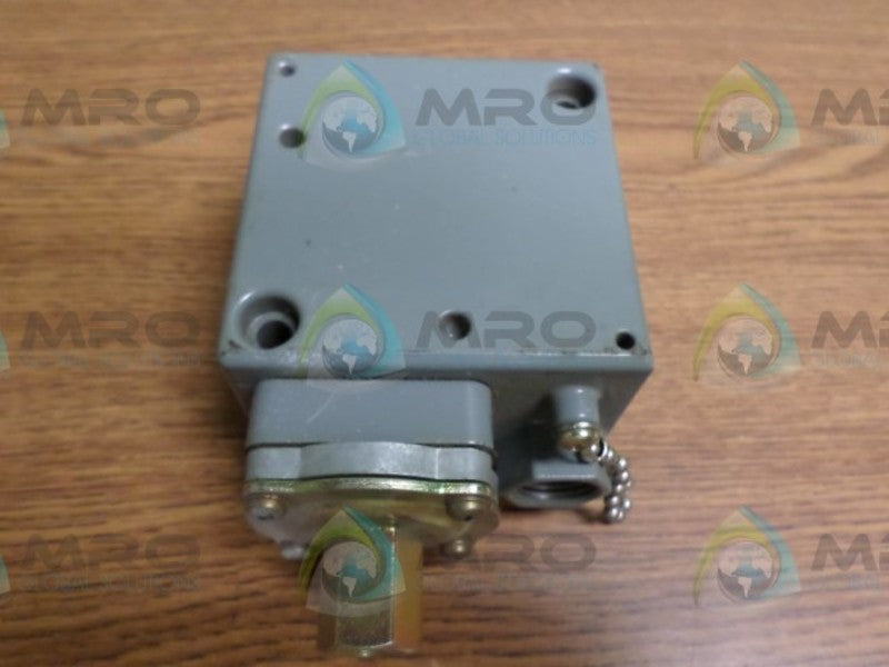 SQUARE D 9012GKW-4  UNMP
