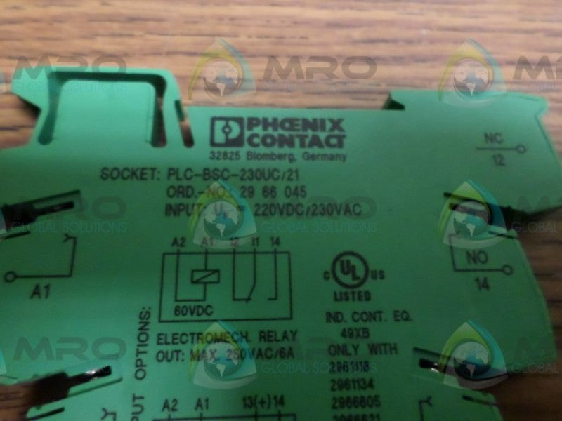 LOT OF 7 PHOENIX CONTACT PLC-RSC-230UC/21AU  NSMP
