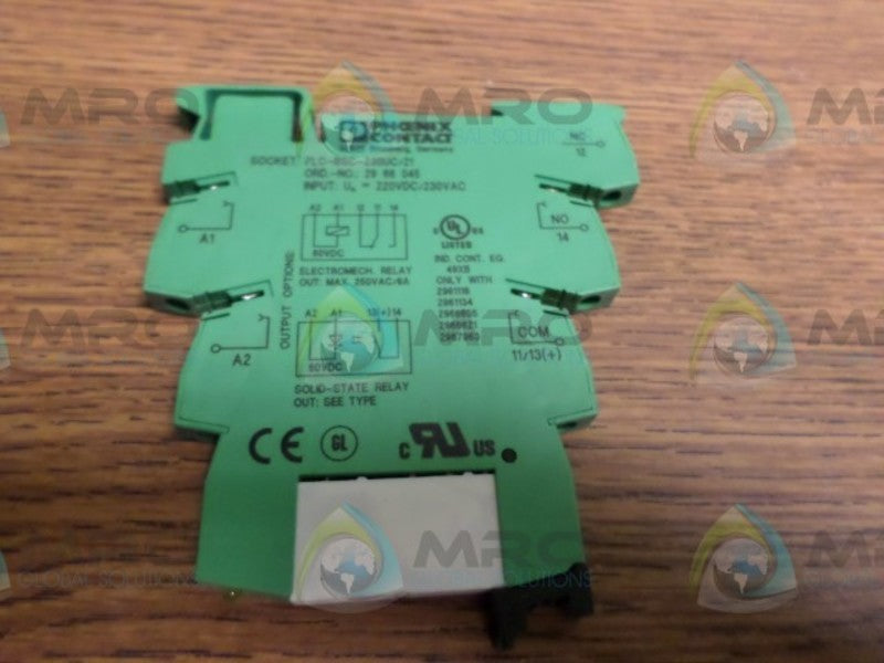 LOT OF 7 PHOENIX CONTACT PLC-RSC-230UC/21AU  NSMP