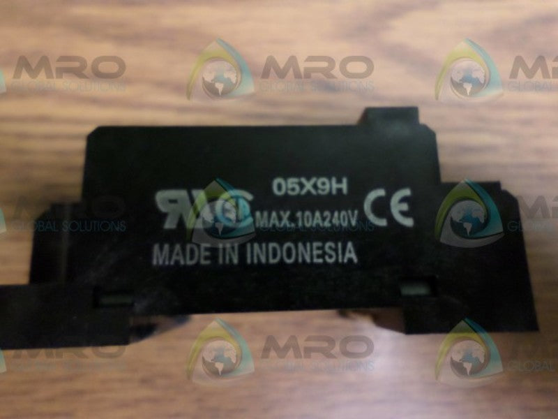 OMRON PTF14A-E (AS PICTURED) NSNP