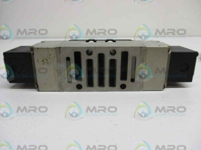 SMC VP7-8-FJG-D SOLENOID VALVE  UNMP